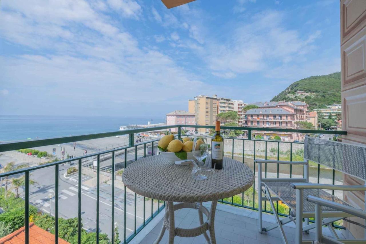 דייבה מרינה Hotel Riviera מראה חיצוני תמונה