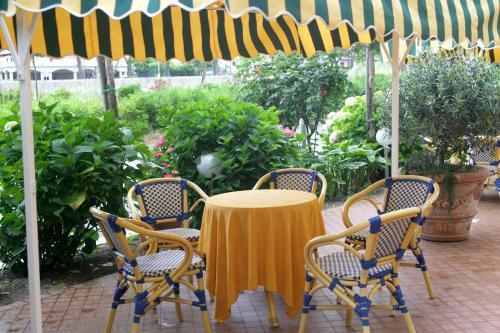 דייבה מרינה Hotel Riviera מראה חיצוני תמונה